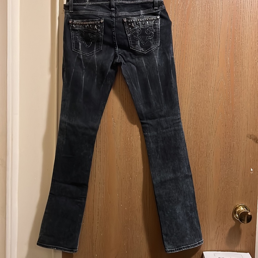 Jean - Picture 2 of 2
